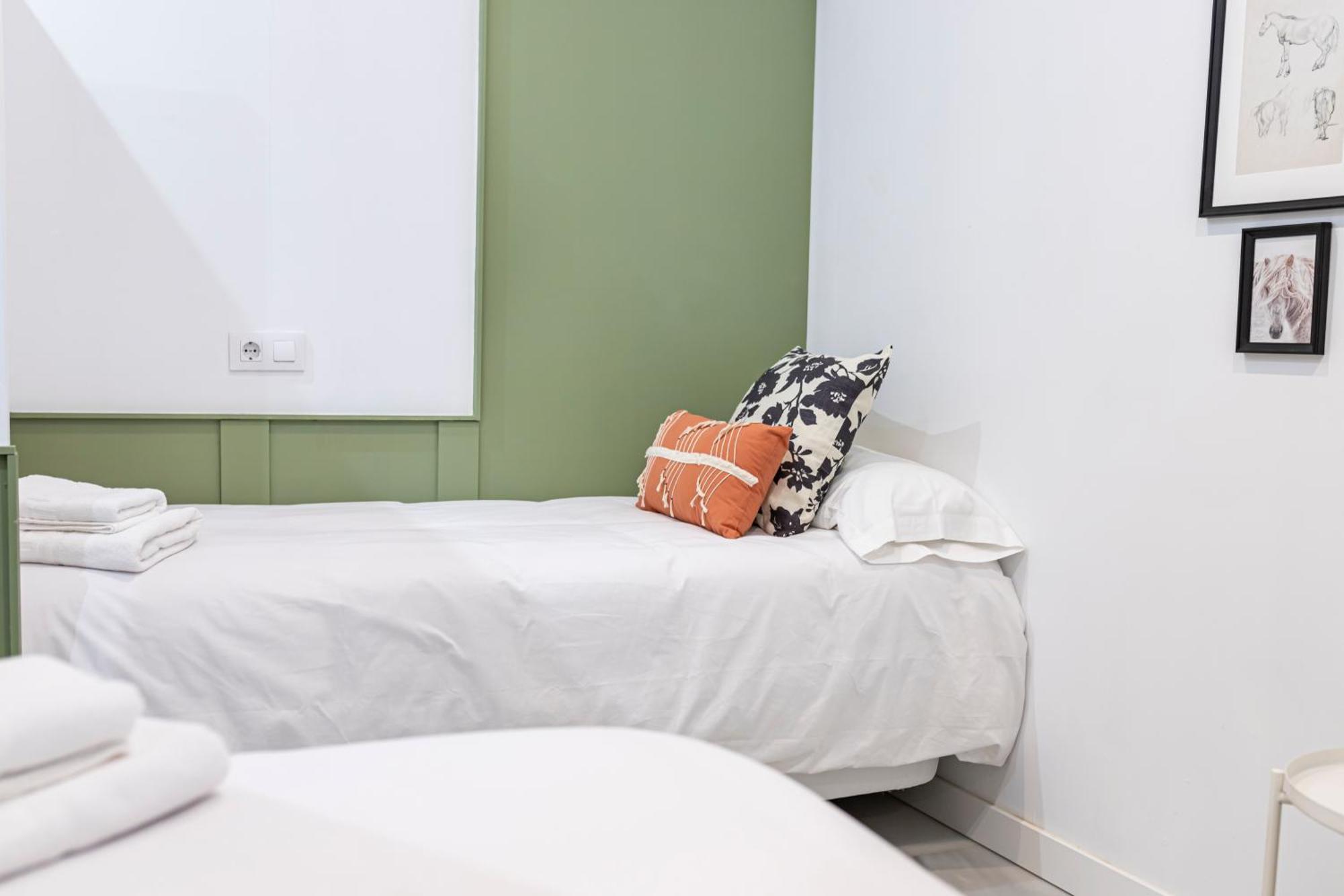 Resolana Suites Севилья Экстерьер фото